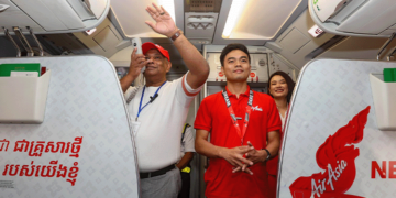 ‘AirAsia Cambodia’ Takes Off! Celebrates its first domestic flight